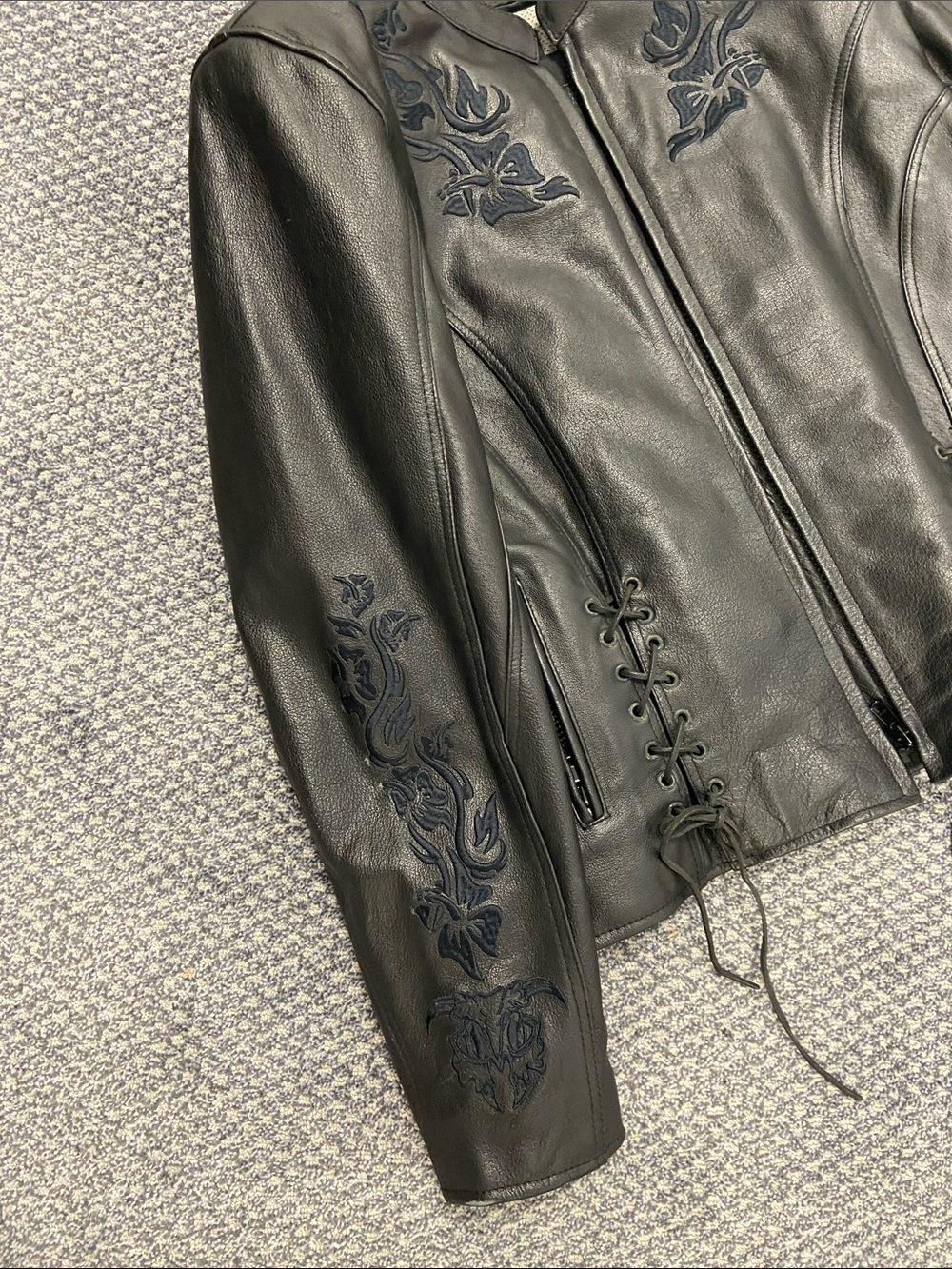 Xelements Black Leather Motorcycle Jacket - Picture 4 of 7